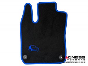 smart fortwo Floor Mats - 453 model - Blue Binding w/ smart silhouette